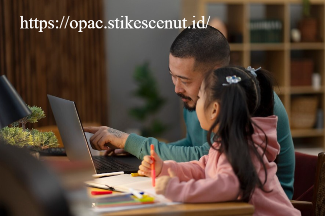 Mengelola Waktu Layar agar Tetap Produktif Belajar dari Rumah